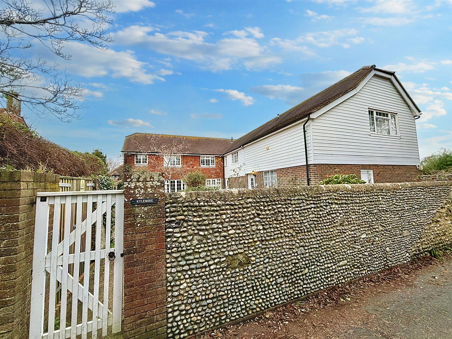 Property Details for Church Lane Pevensey BN24 5LD Town Property